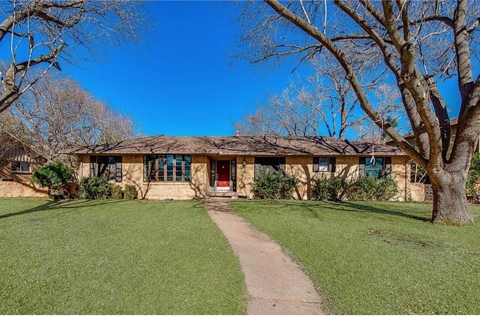 1st image of 7937 Hillfawn Cir