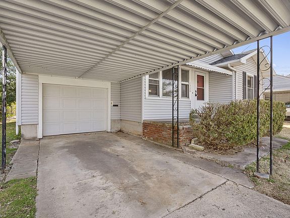 3rd image of 1320 S Maryland Avenue
