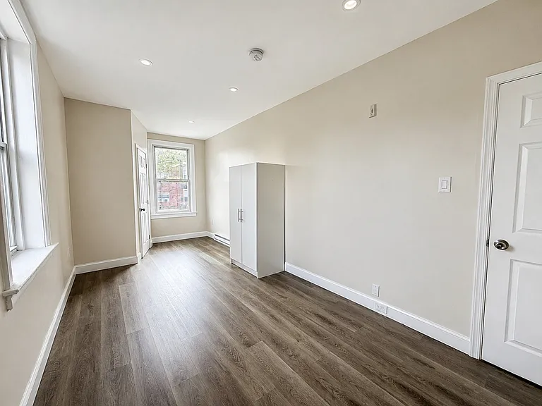 6900 Cedar Park Ave #3 — Photo 11