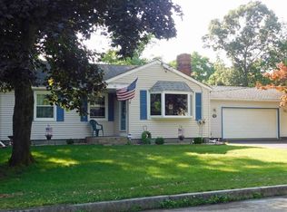 30 Gorman Ln, Springfield, MA 01118