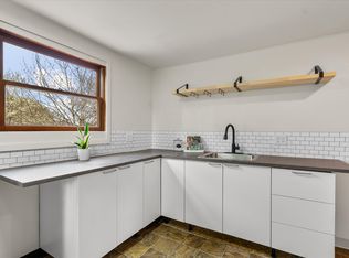 7015 N Greeley Ave #B, Portland, OR 97217