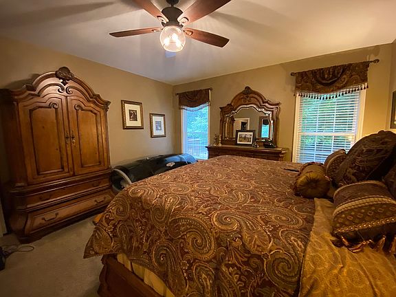 3rd image of 8006 King Arthurs Ct