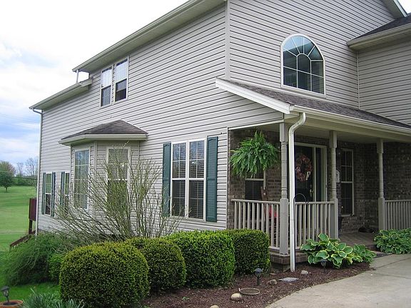 2nd image of 819 Oak Fairway Ct