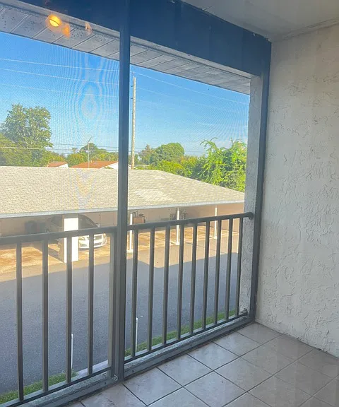 1199 Pine St — Photo 12