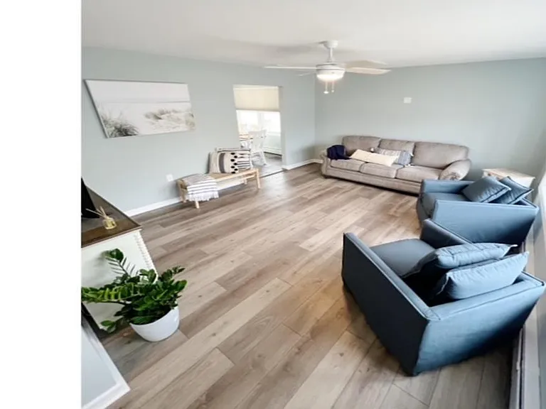 308 Harding Ave #WKLY SUMMER RENTAL — Photo 7