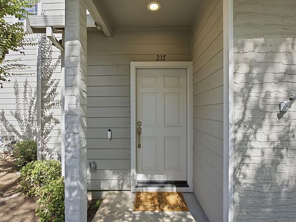 2nd image of 217 Spring Ave
