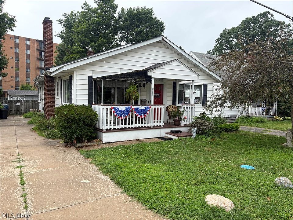 1st image of 1088 Beachview Rd