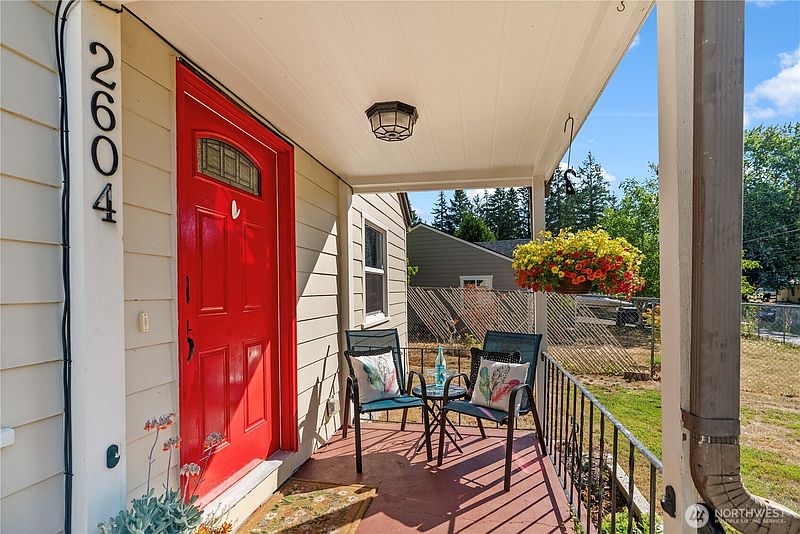 2nd image of 2604 NE Denny Road