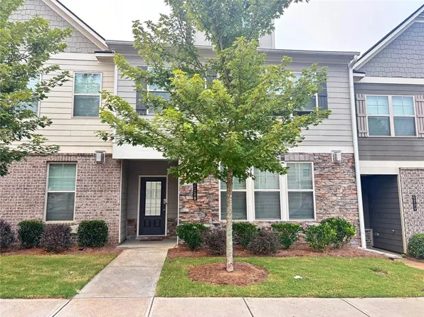 4220 Sunny Oak Ln, Norcross, GA 30071