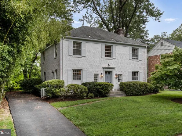 7721 Maryknoll Ave, Bethesda, MD 20817