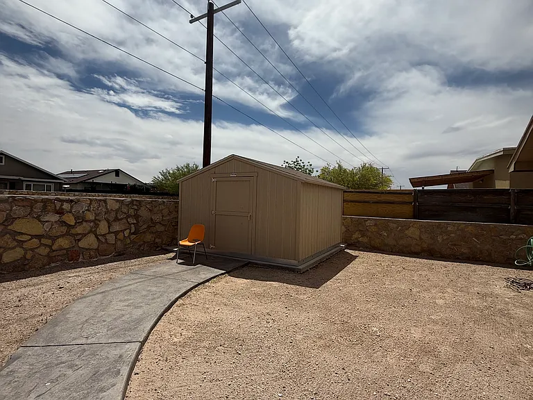 12744 Maria L Fernandez — Photo 12