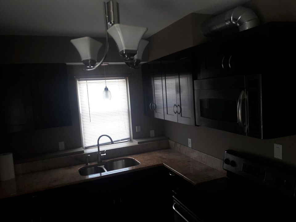 1st image of 228 Taunton Ave APT 2