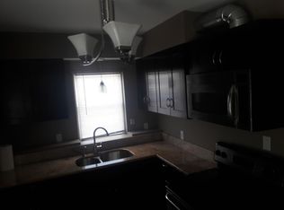 228 Taunton Ave APT 2, East Providence, RI 02914