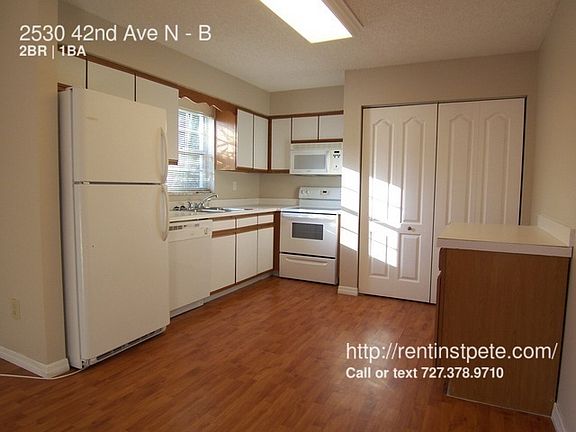 3rd image of 2530 42nd Ave N APT B