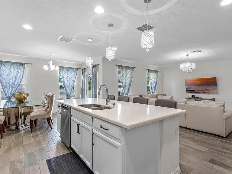 3211 Turret Dr — Photo 9