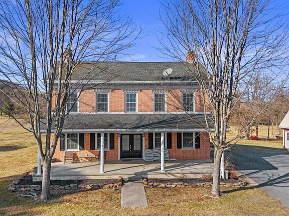 3rd image of 545 Hilltown Rd