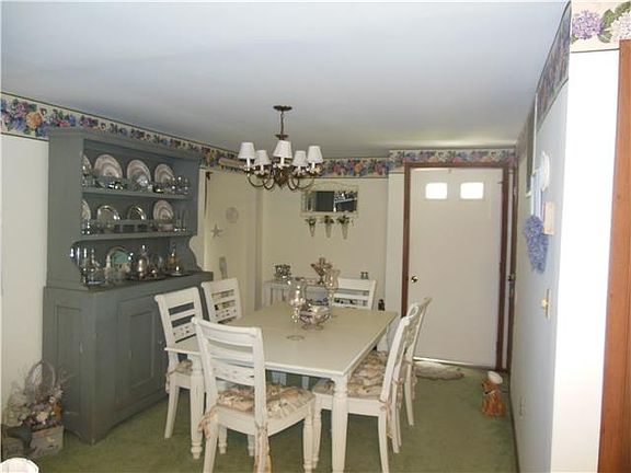 2nd image of 35603 Sussex Ln #15596