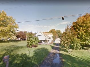 5136 Center Rd, Lowellville, OH 44436