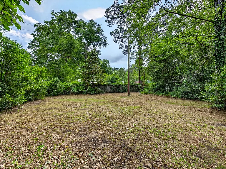 2218 Holt Dr — Photo 27