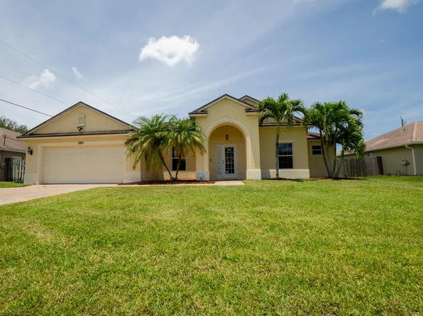 1265 SW Malaga Avenue, Port St Lucie, FL 34953
