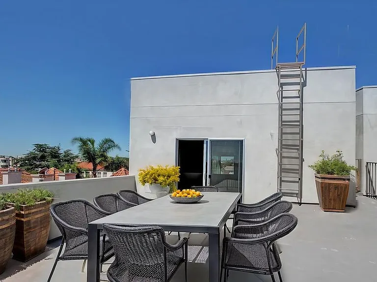 1210 S Corning St #201 — Photo 11
