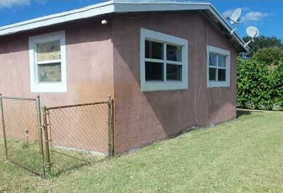4th image of 2900 NW 5th St