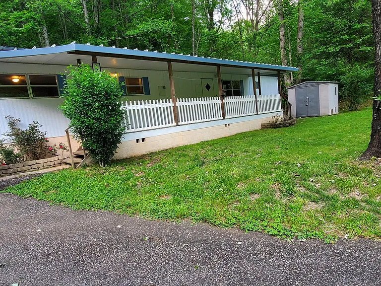 1753 E Fork Rd — Photo 1