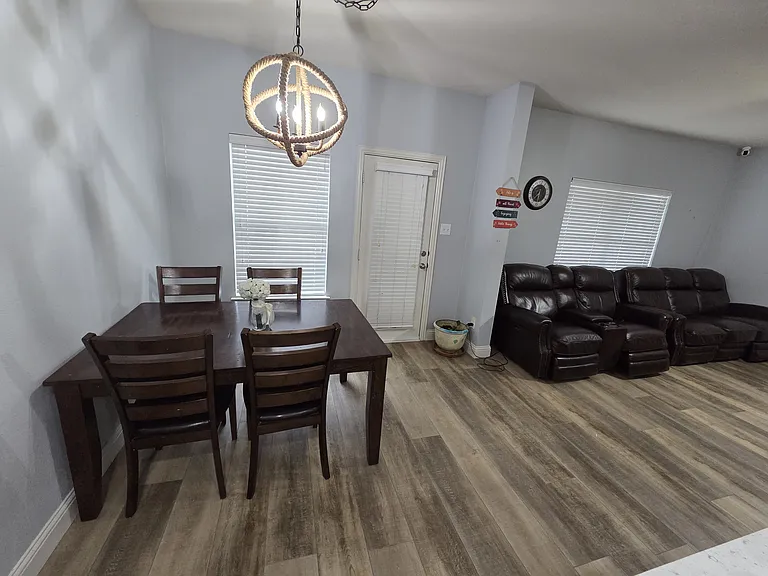 8739 Bigelow Dr — Photo 14