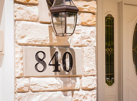 2nd image of 840 Winterwood Ct