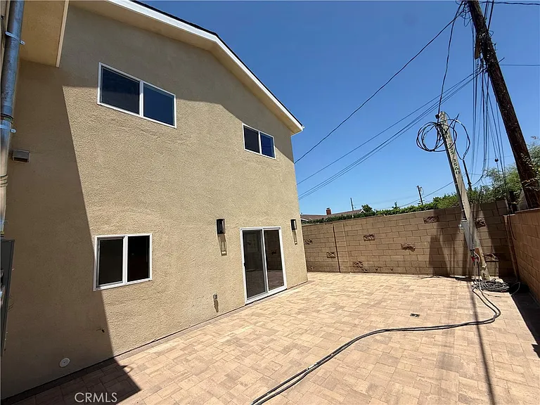 10026 Norwich Ave — Photo 18