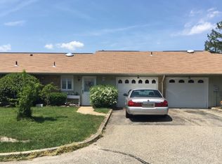 13 Yorkshire Ct #B, Manchester, NJ 08759