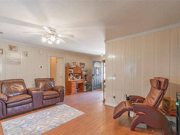 4th image of 2107 156th Ave NE