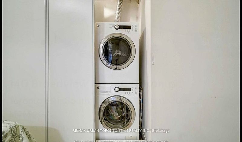 Toronto Townhouse for rent - 1 Bedroom — photo 16