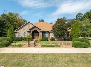 105 E Round Hill Rd, Greenville, SC 29617