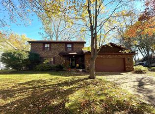 5416 Wanetah Dr, Midland, MI 48640