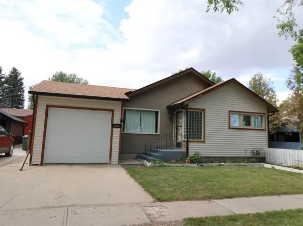 5004 E 52nd St, Taber, AB T1G 1N2