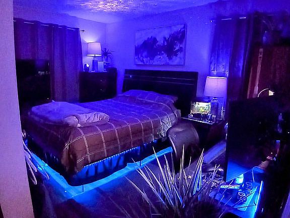 Front bedroom
