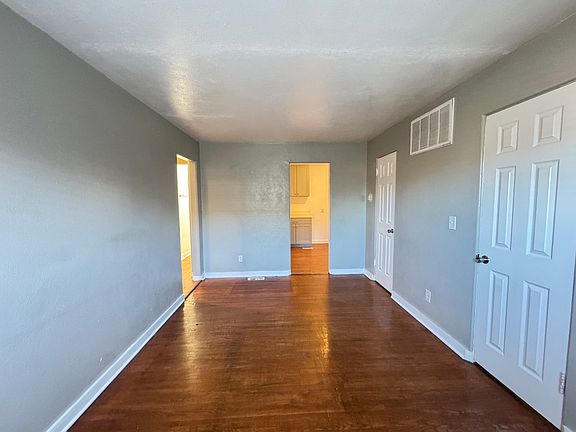 3rd image of 2030 NW 25th St APT 1