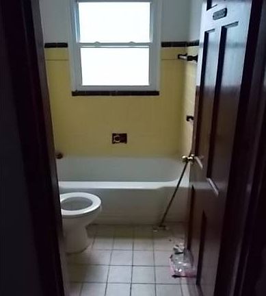 3rd image of 7414 Calvin Ave