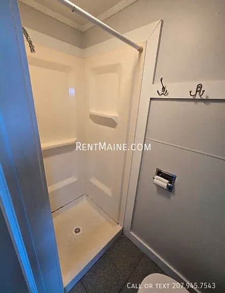 18 Main Rd #8 — Photo 5