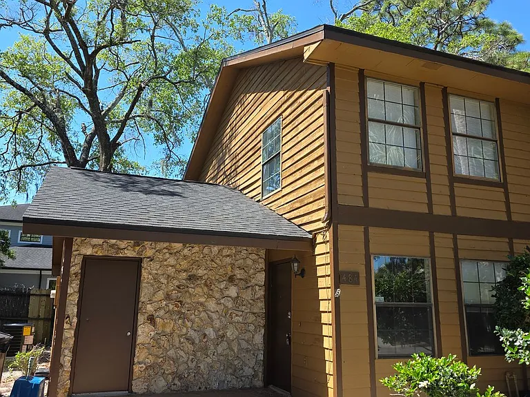 484 Tamarack St — Photo 2