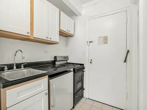 4th image of 310 E 44th St APT 1120