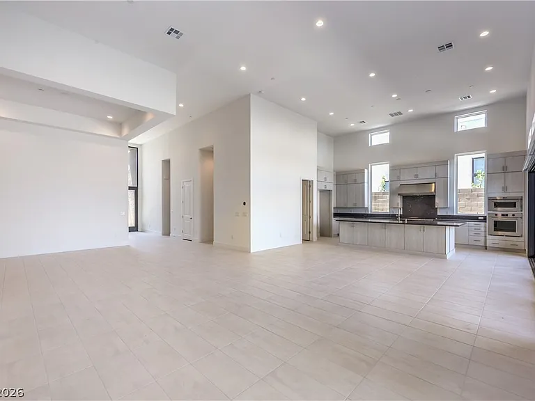 10864 Agate Cliffs Ave — Photo 7