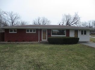 260 Crescent Dr, South Chicago Heights, IL 60411