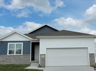 13638 Whitmore St, Omaha, NE 68142