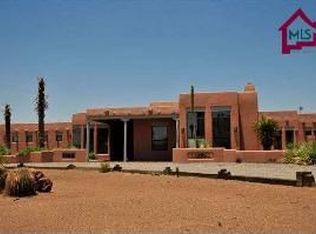 4215 Superstition Dr, Las Cruces, NM 88011