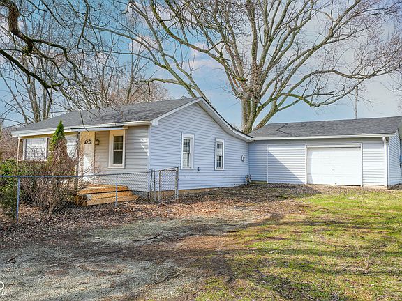 3rd image of 1807 Walton St