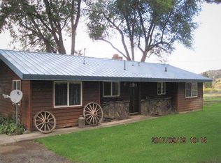 12150 Hill Rd, Klamath Falls, OR 97603