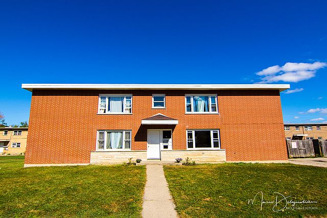 1st image of 604 W Avilon Ave APT 2