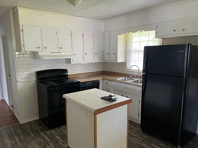 66 Hill View Dr — Photo 10